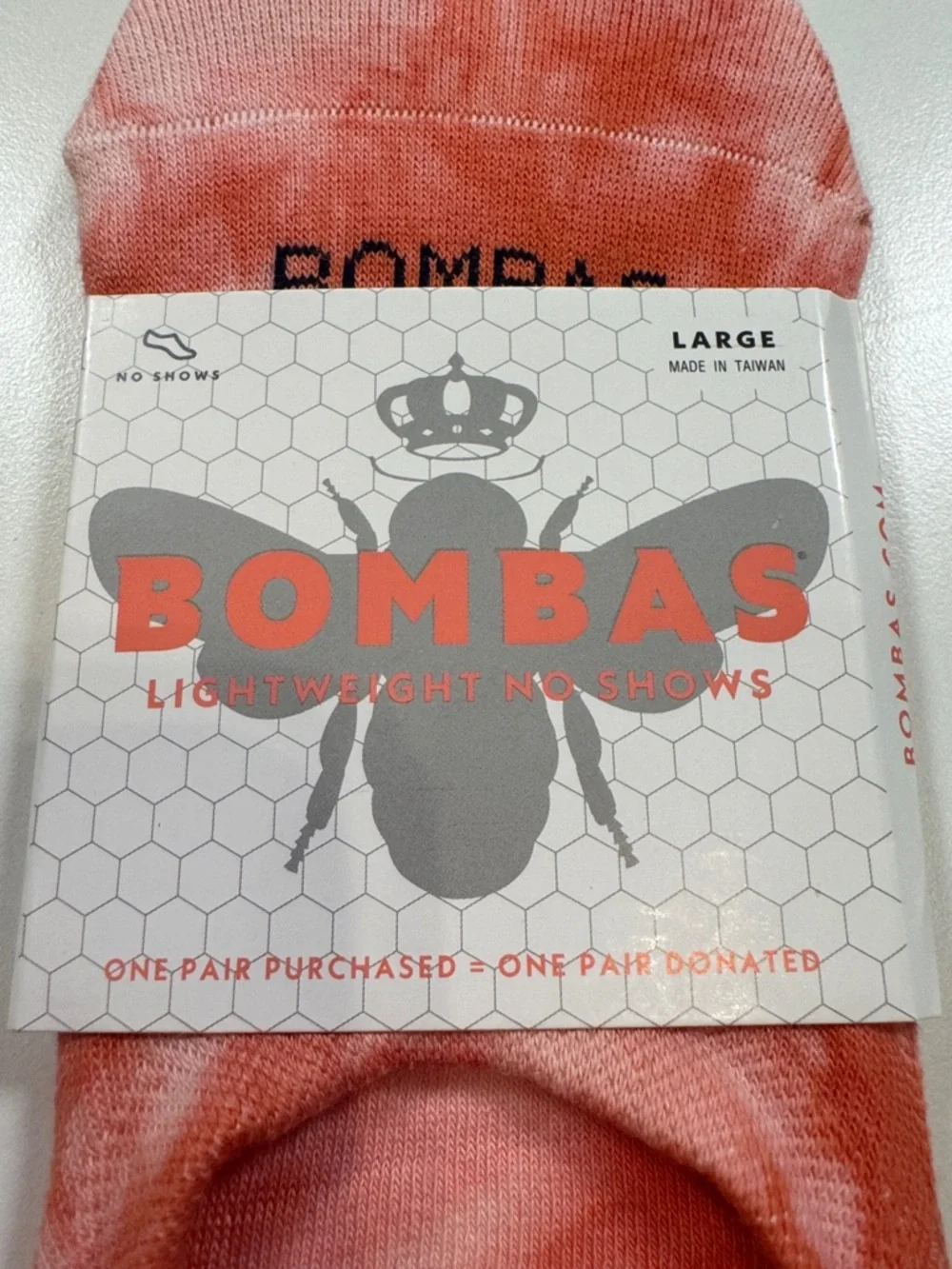Bombas NWT Tie Dye No Show Socks 2 PR SZ: Large fits women 7-9 Color: Orange